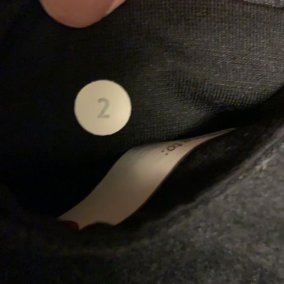 Lululemon yoga pants - Picture 3 of 3